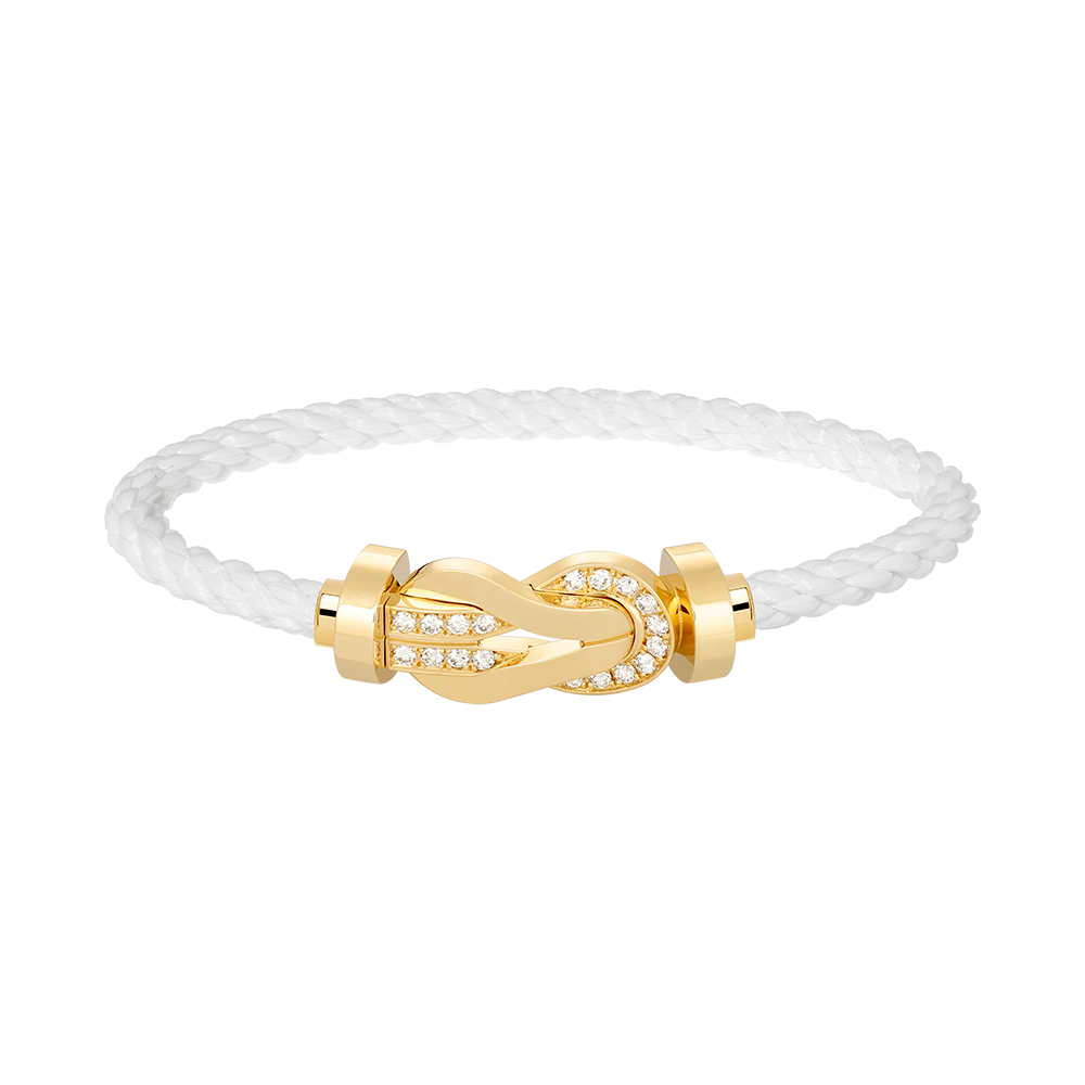 []CHANCE LARGE 8 FIGURE BUCKLE HALF DIAMOND BRACELET GOLD