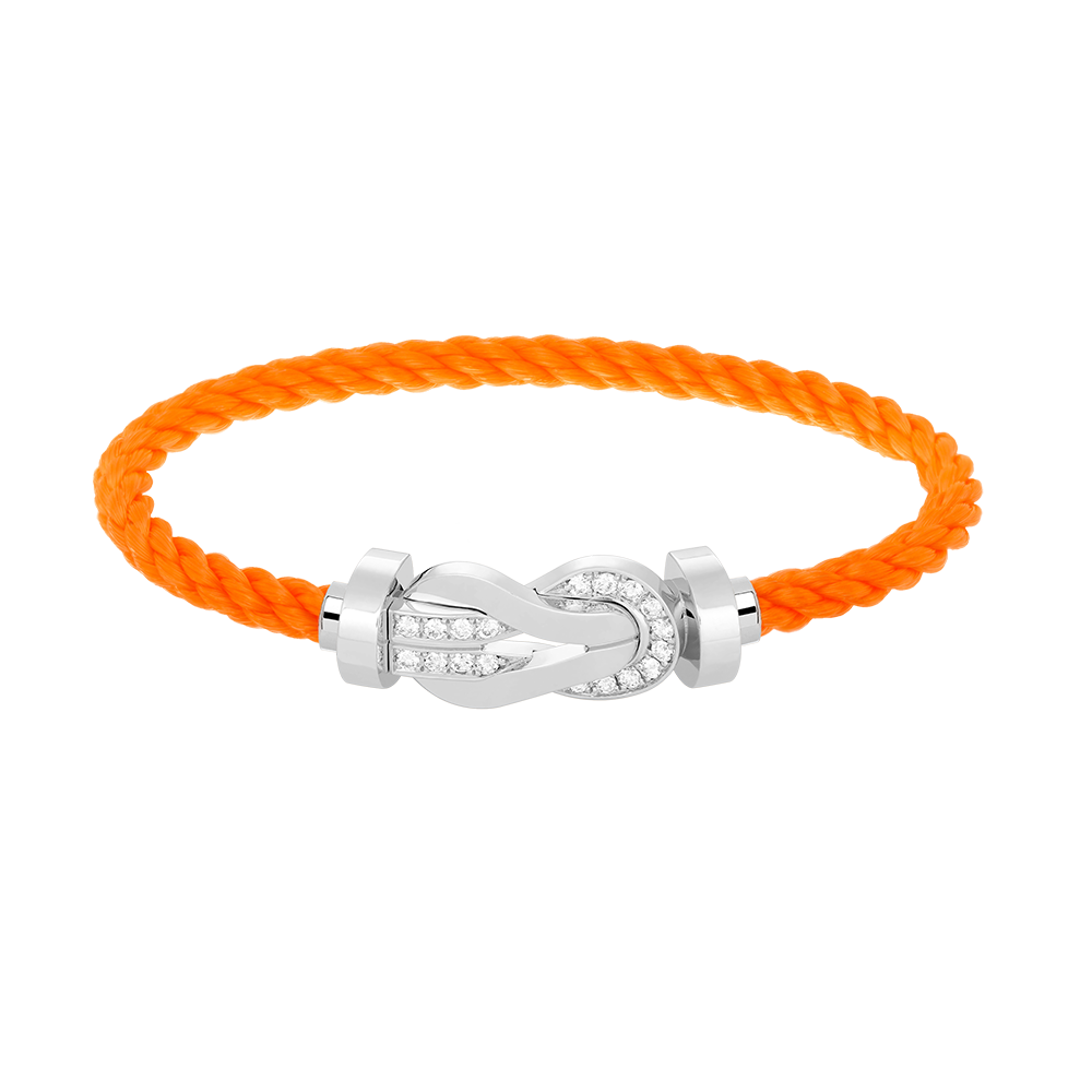 []CHANCE LARGE 8 FIGURE BUCKLE HALF DIAMOND BRACELET SILVER