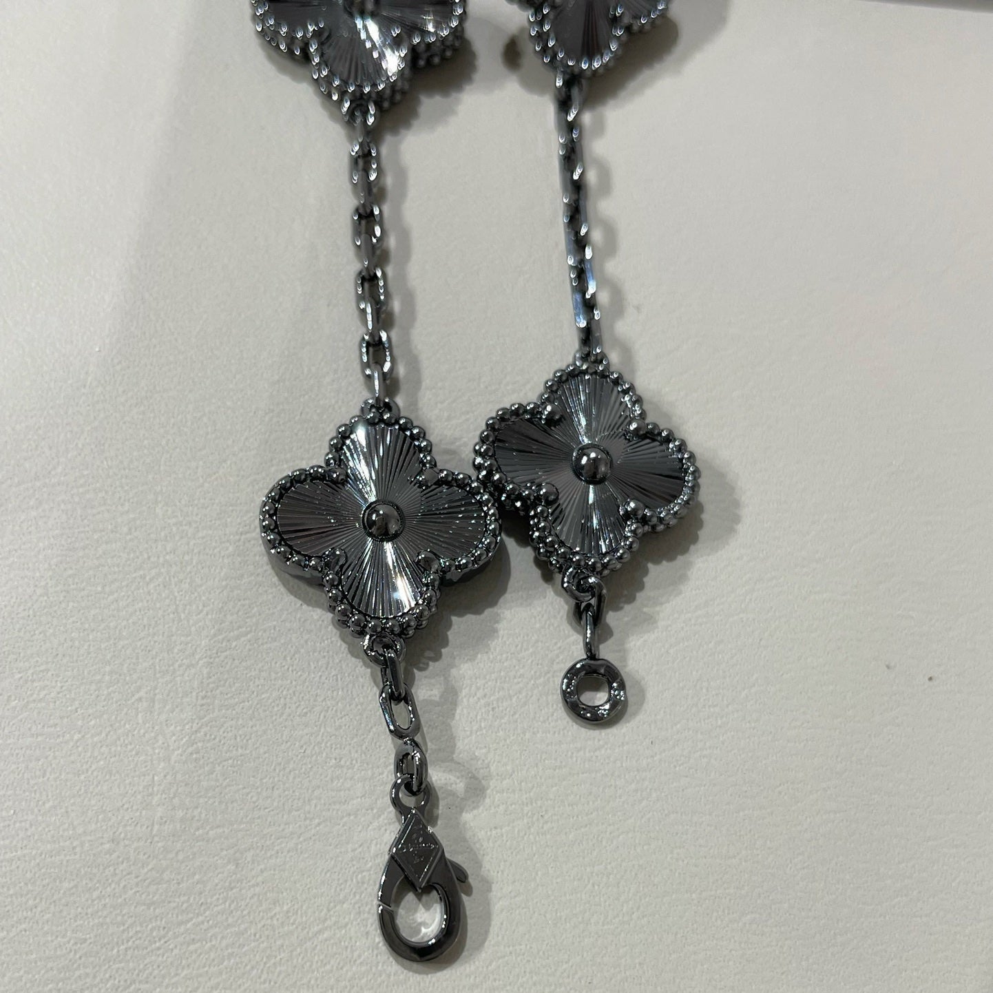 [Rose Jewelrys]CLOVER 5 MOTIF BLACK BRACELET