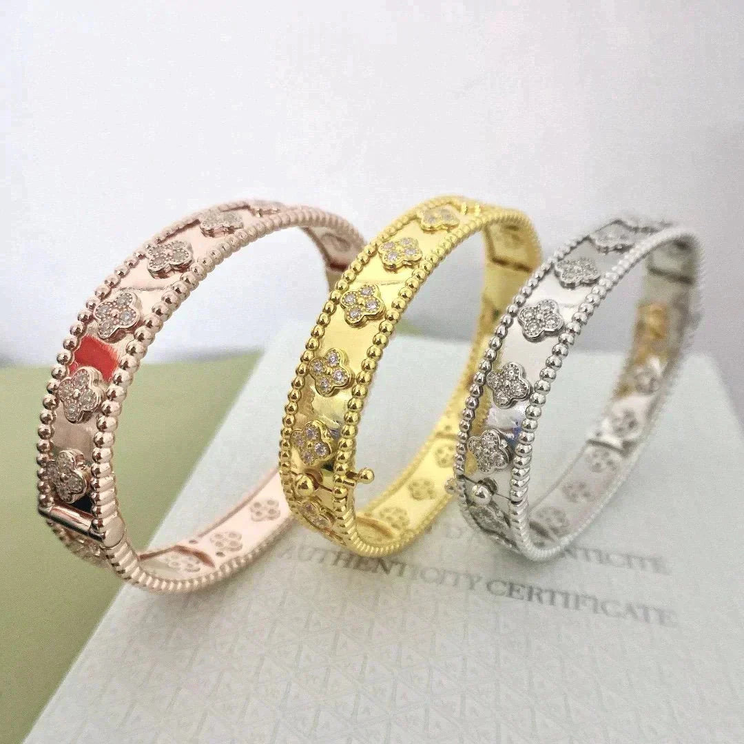 []CLOVER BRACELET 8MM DIAMONDS