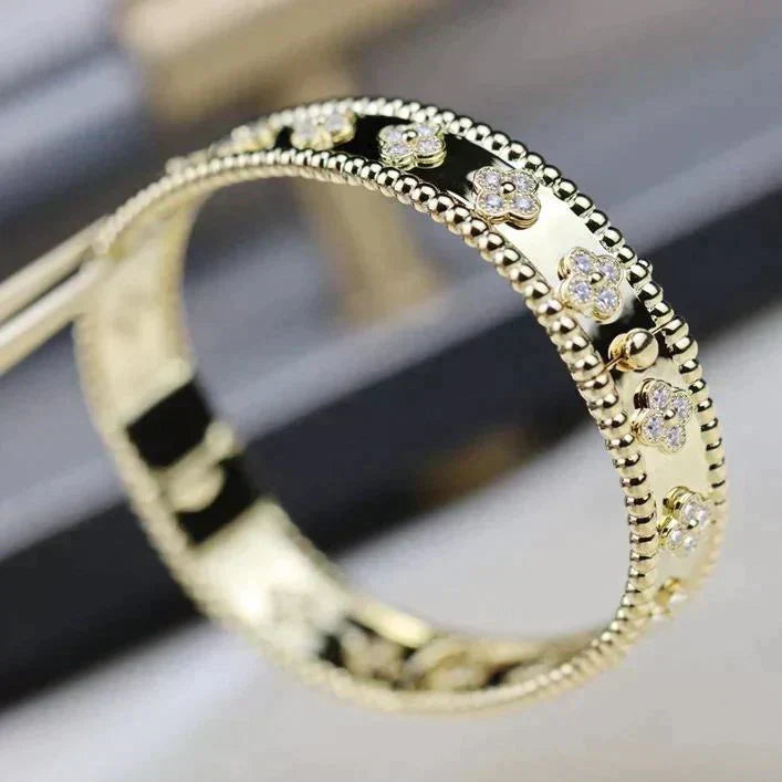 []CLOVER BRACELET 8MM DIAMONDS