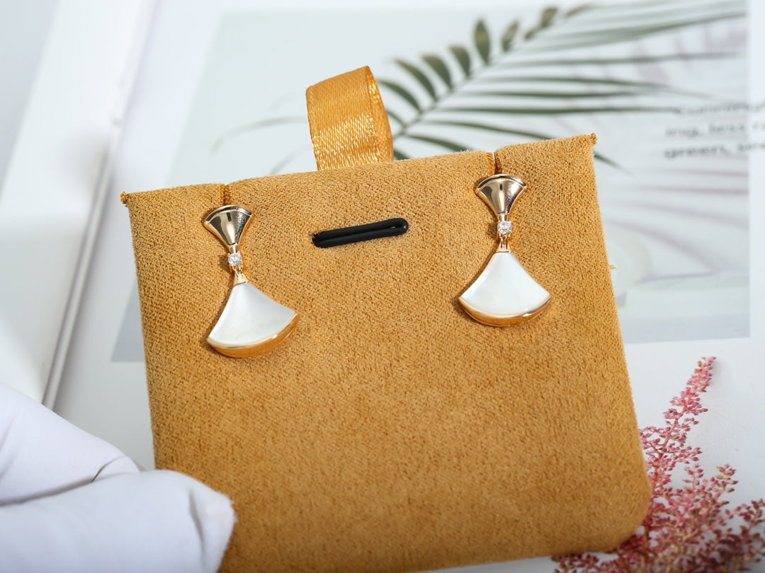 [Rose Jewelrys]DREAM MOP PINK GOLD EARRINGS