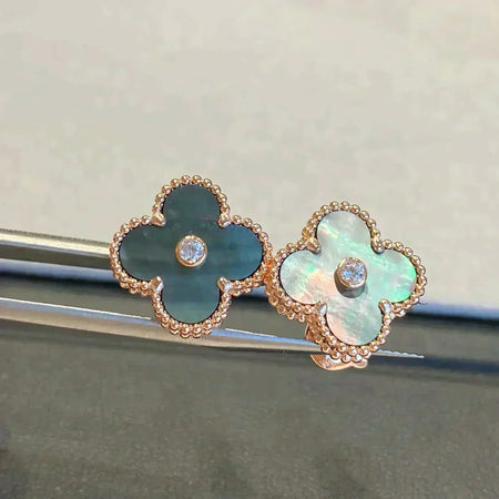 [🌹Rose💎]CLOVER MEDIUM 1 MOTIFS GRAY MOP  DIAMOND EARRINGS