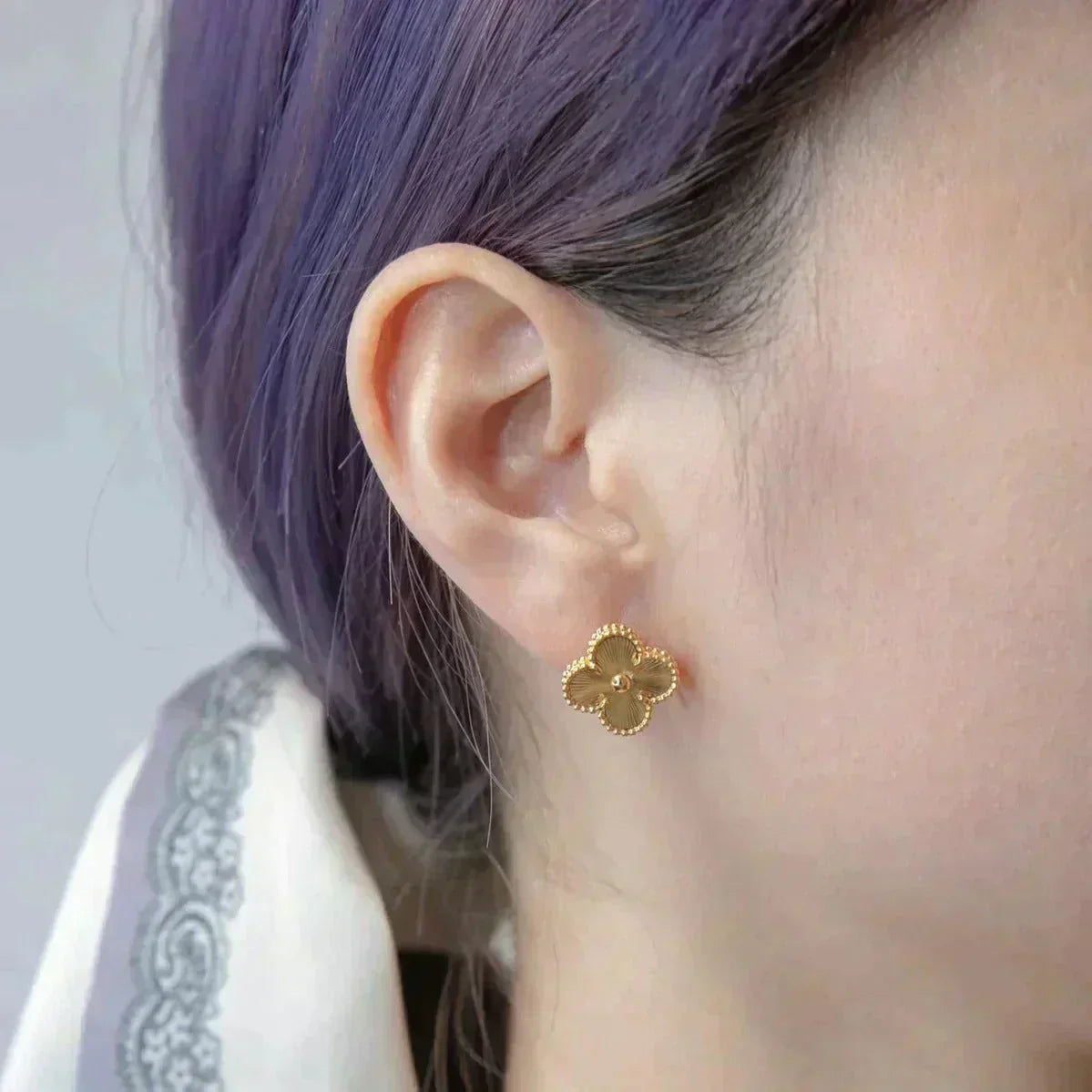 [Rose Jewelrys]CLOVER MEDIUM 1 MOTIFS LASER EARRINGS
