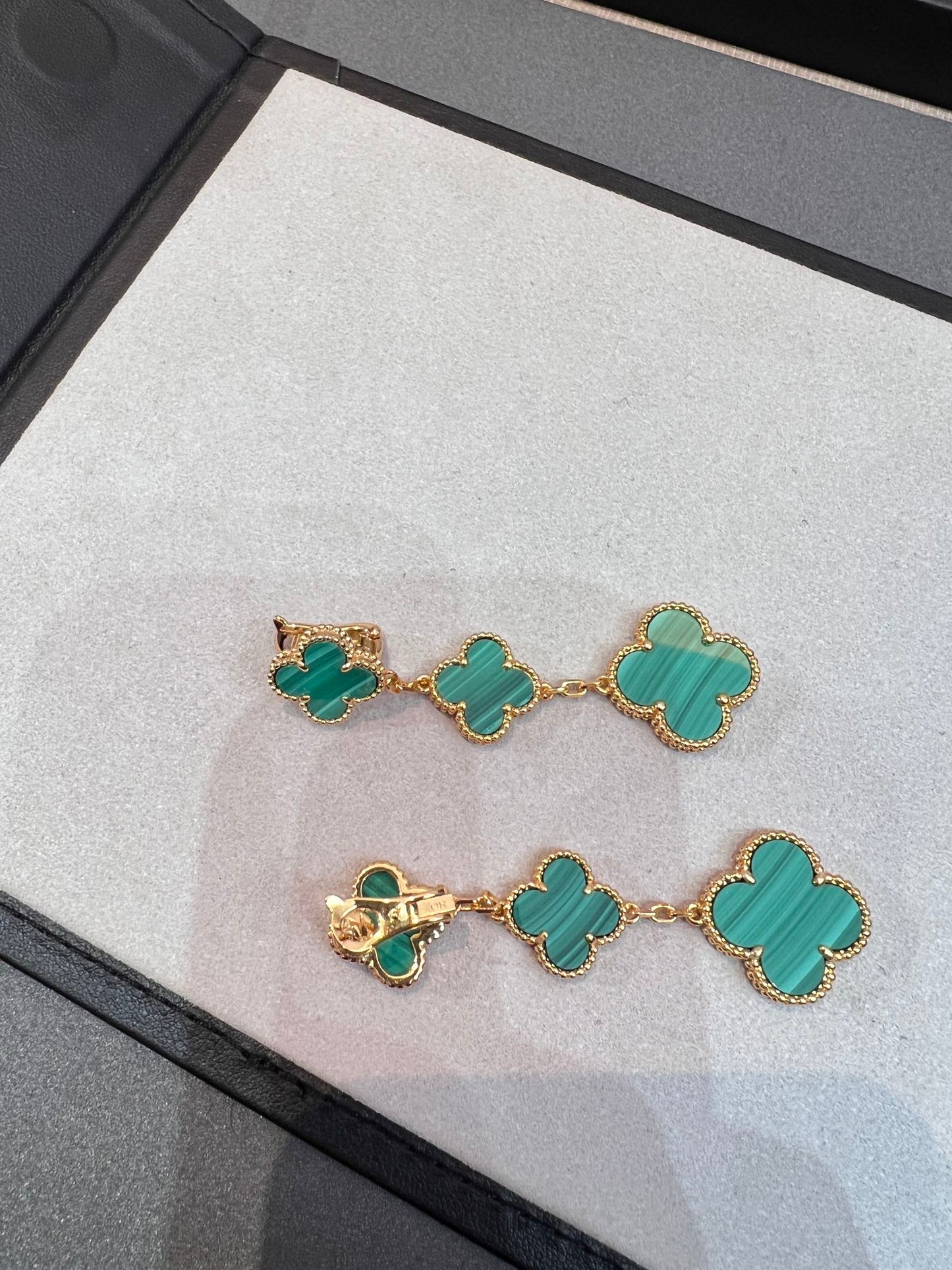 []CLOVER MALACHITE 3 MOTIFS GOLD