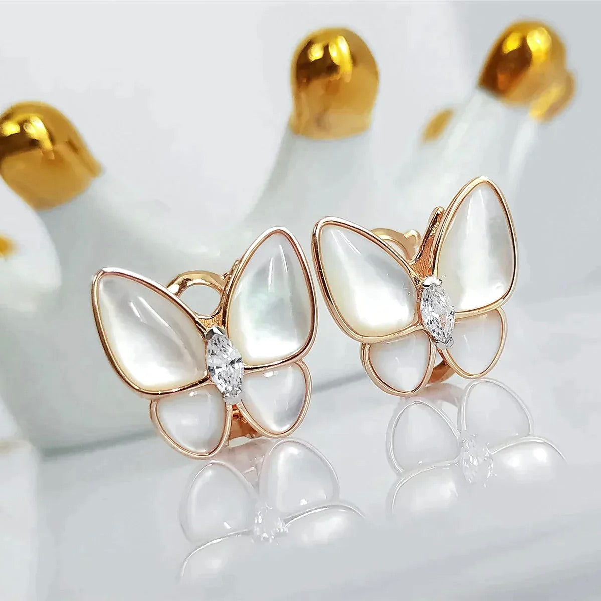 [Rose Jewelrys]BUTTERFLY MOP DIAMOND EARRINGS
