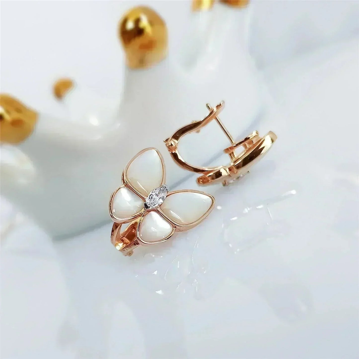 [Rose Jewelrys]BUTTERFLY MOP DIAMOND EARRINGS