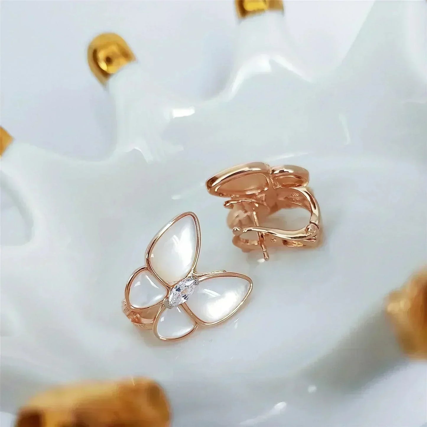 [Rose Jewelrys]BUTTERFLY MOP DIAMOND EARRINGS