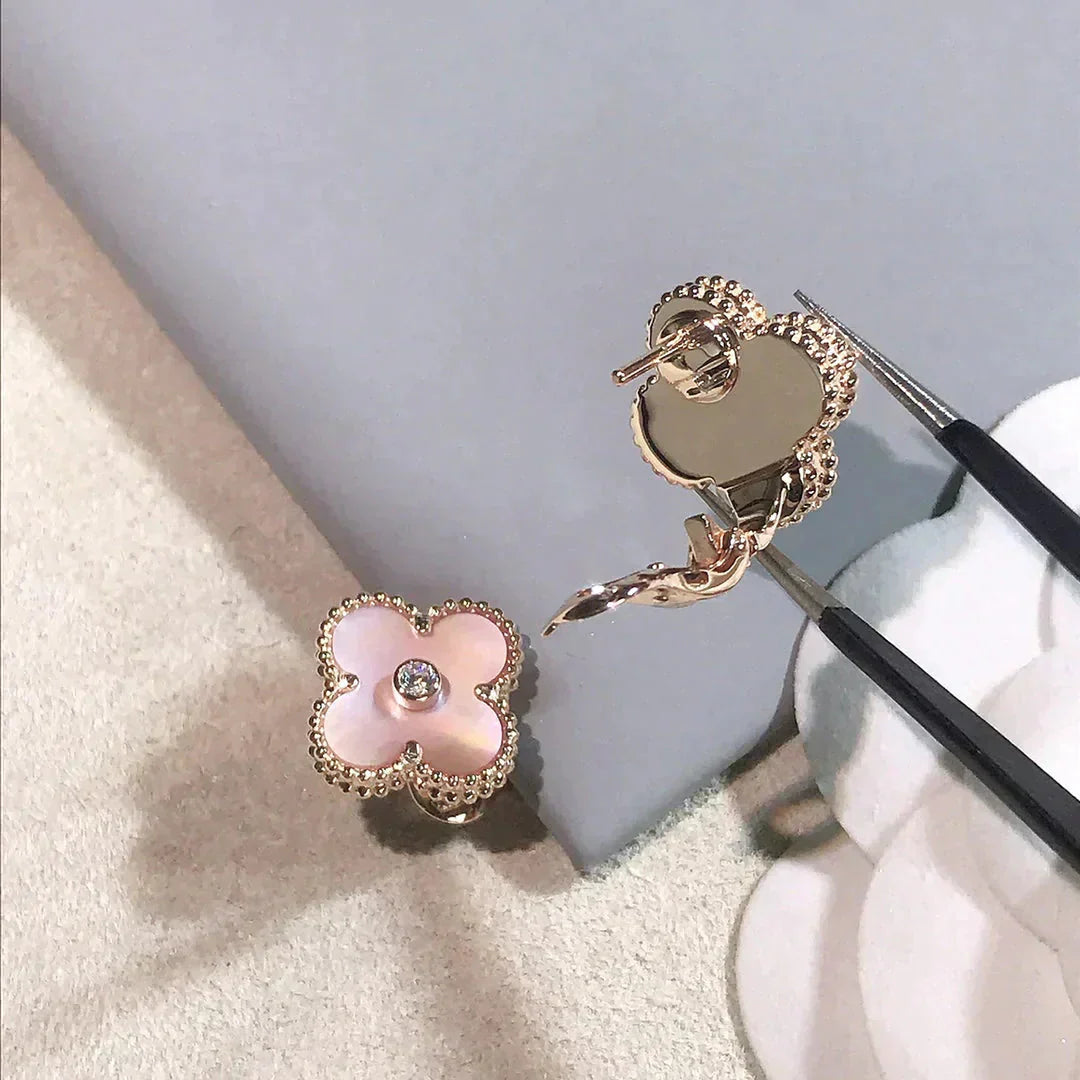 [Rose Jewelrys]CLOVER MEDIUM 1 MOTIFS  PINK MOP DIAMOND EARRINGS