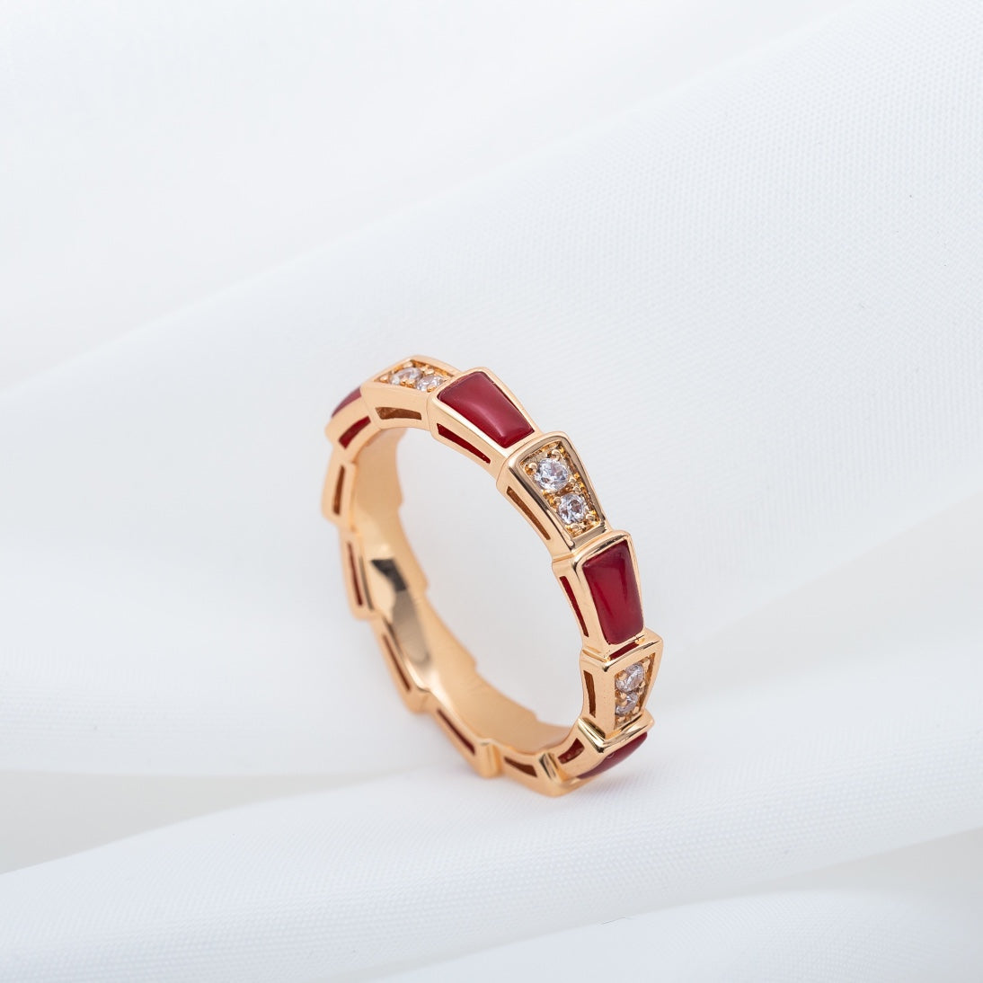 []SERPENTI RING PINK GOLD CARNELIAN DIAMOND 3MM