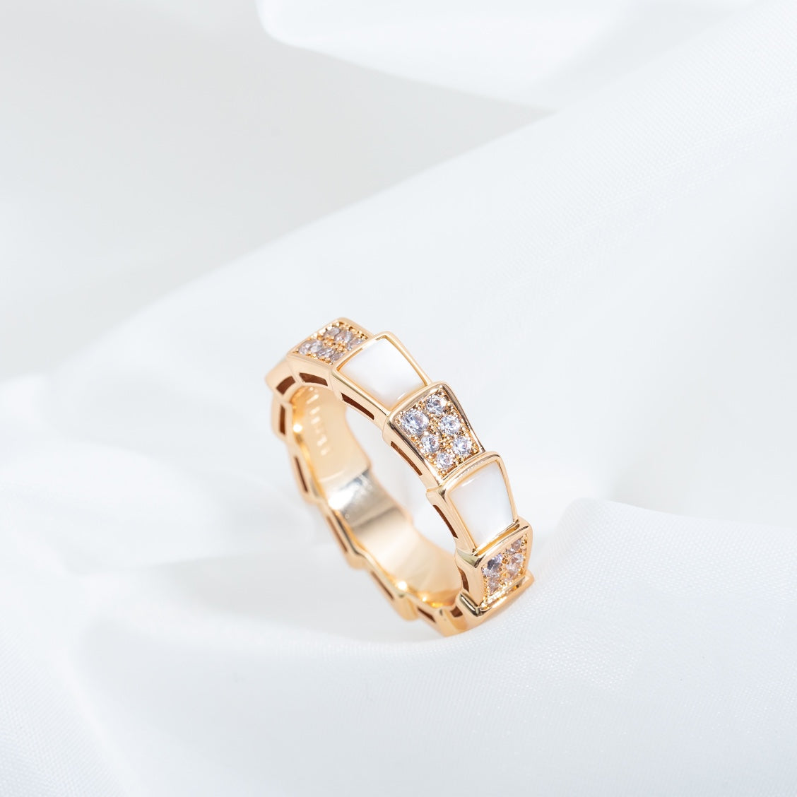 [Rose Jewelrys]SERPENTI RING PINK GOLD MOP DIAMOND PAVED 4MM