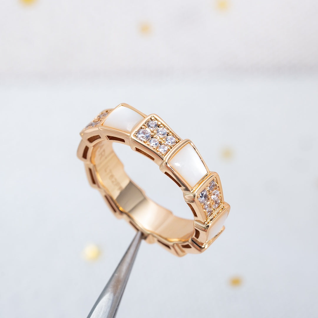 [Rose Jewelrys]SERPENTI RING PINK GOLD MOP DIAMOND PAVED 4MM