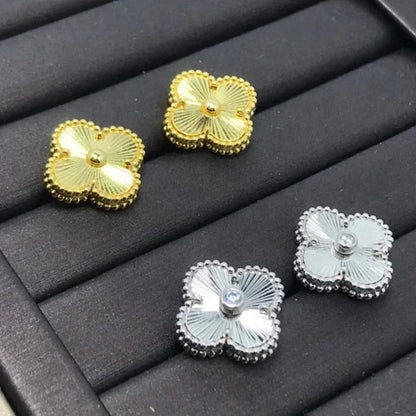 [Rose Jewelrys]CLOVER MINI 9.5MM LASER EARRINGS