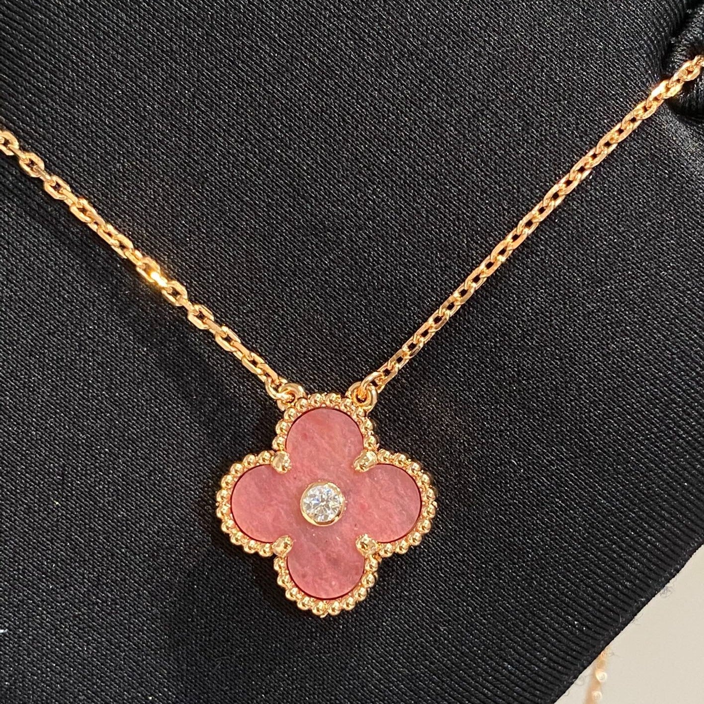 [Rose Jewelrys]CLOVER 15MM DIAMOND RHODONITE NECKLACE
