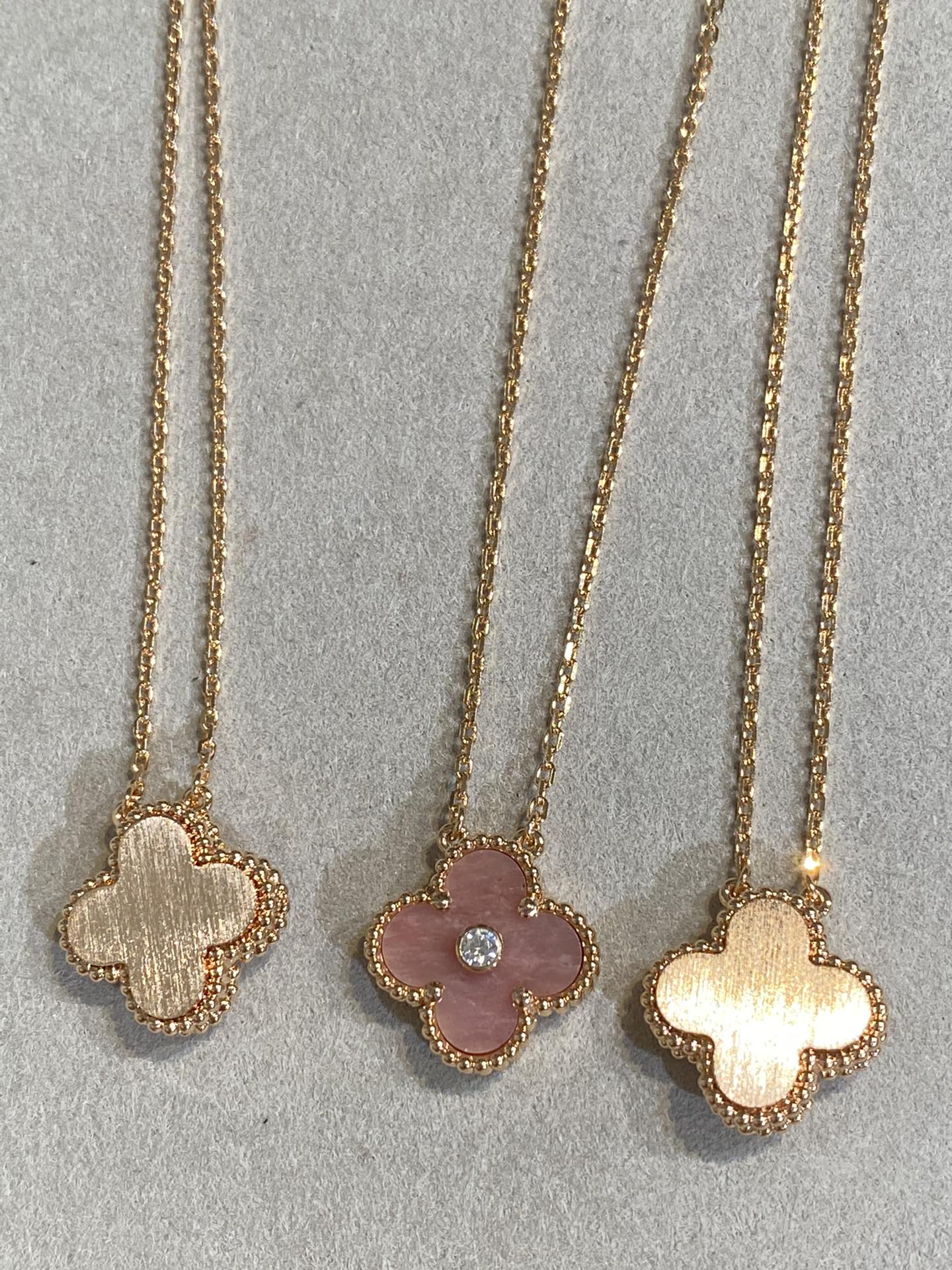 [Rose Jewelrys]CLOVER 15MM DIAMOND RHODONITE NECKLACE