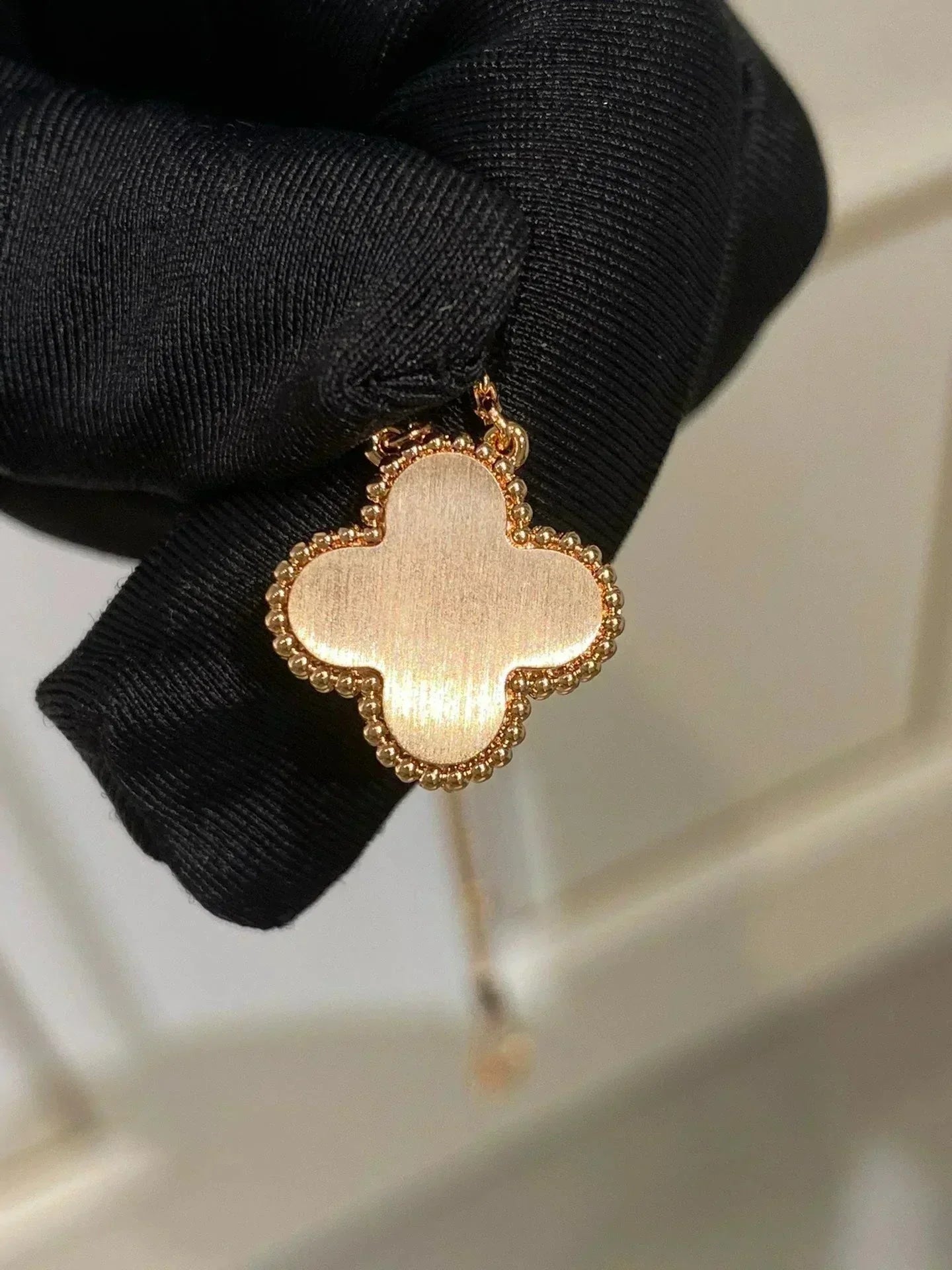 [Rose Jewelrys]CLOVER 15MM DIAMOND RHODONITE NECKLACE