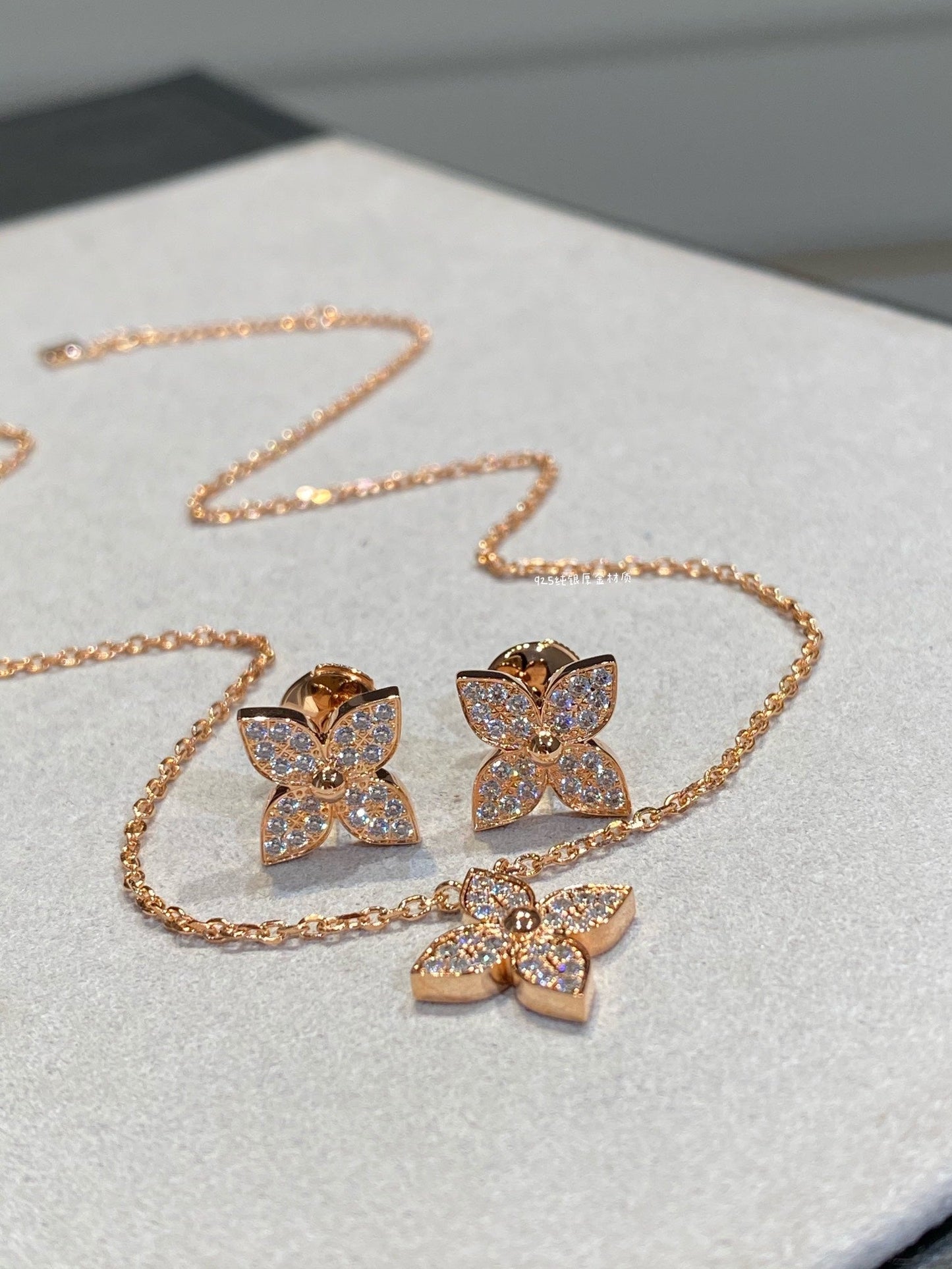 [Rose Jewelrys]STAR DIAMOND NECKALCE