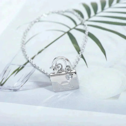 [Rose Jewelrys]AMULETTE PEDANT SILVER NECKLACE