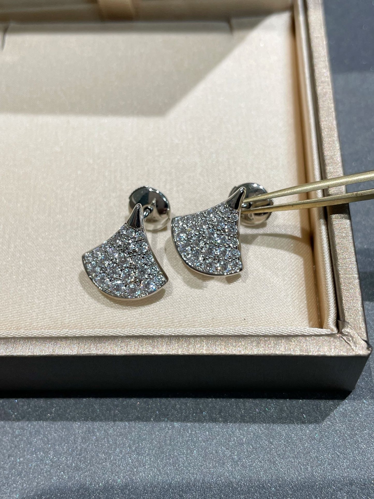 [Rose Jewelrys]DREAM STUD EARRINGS DIAMOND