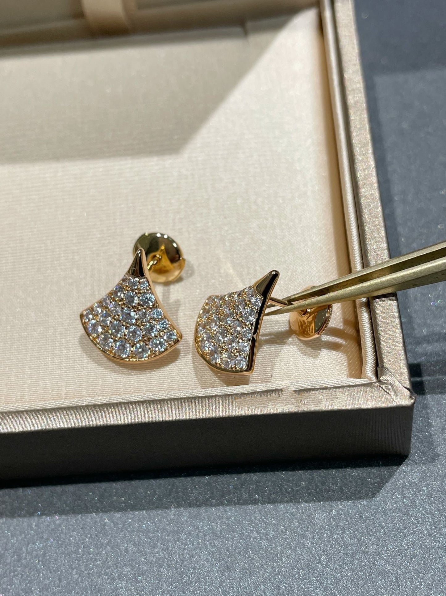 [Rose Jewelrys]DREAM STUD EARRINGS DIAMOND
