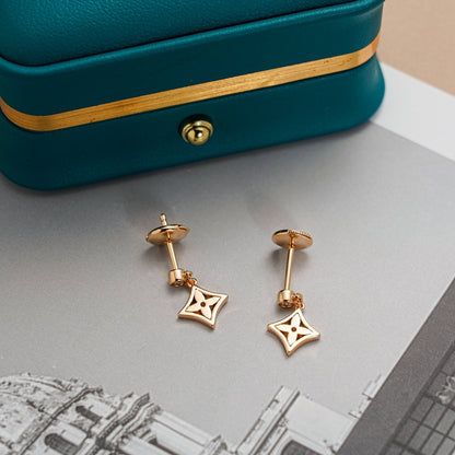 []STAR EARRINGS GOLD