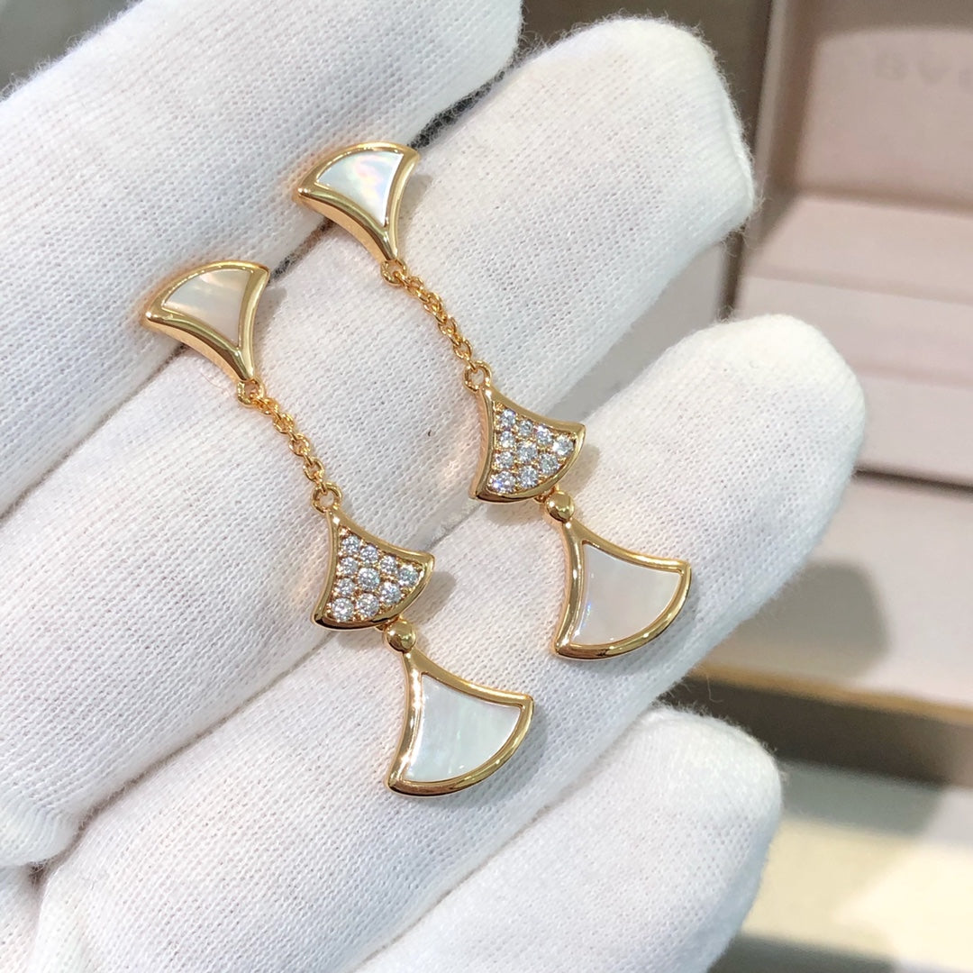 [Rose Jewelrys]DREAM EARRINGS 3 MOTIFS DIAMOND MOP PINK GOLD