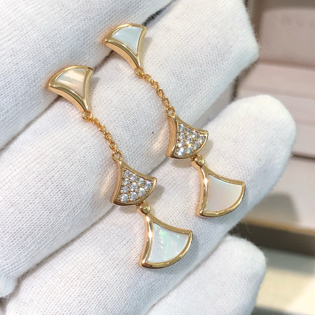 [Rose Jewelrys]DREAM EARRINGS 3 MOTIFS DIAMOND MOP PINK GOLD