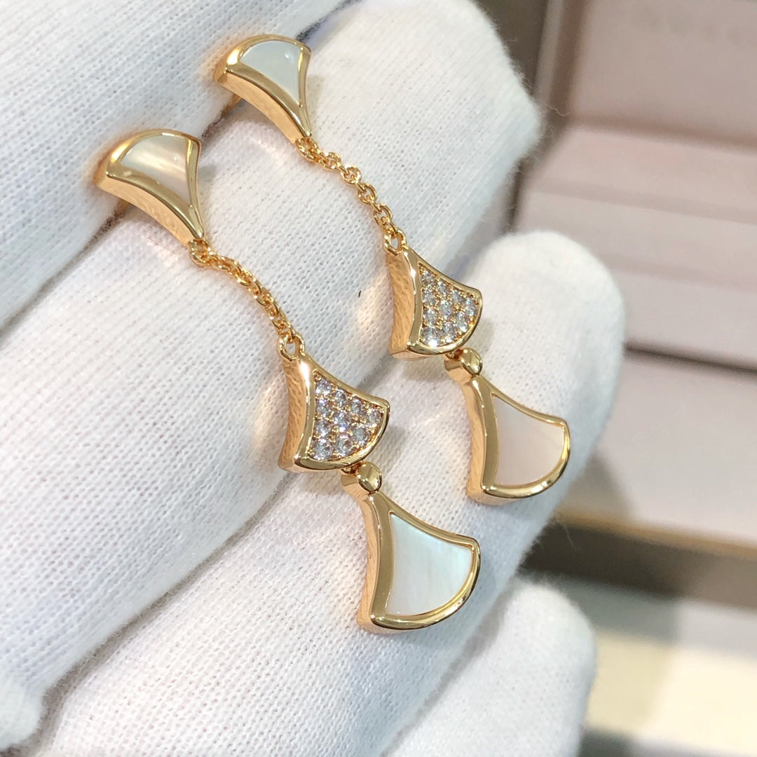 [Rose Jewelrys]DREAM EARRINGS 3 MOTIFS DIAMOND MOP PINK GOLD