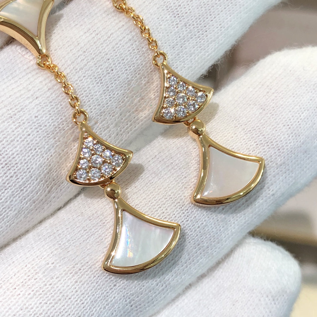 []DREAM EARRINGS 3 MOTIFS DIAMOND MOP PINK GOLD