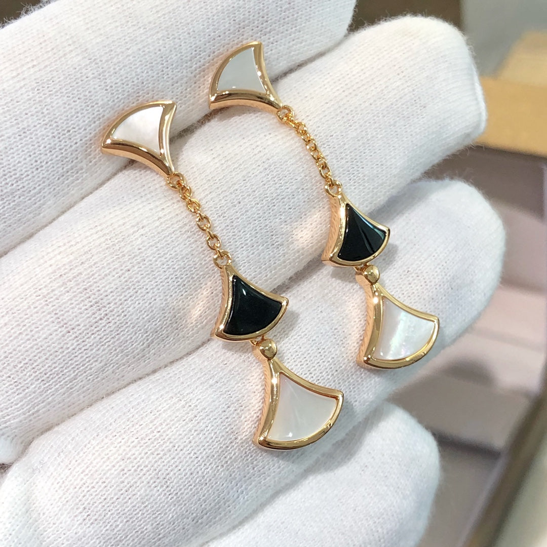 [Rose Jewelrys]DREAM EARRINGS 3 MOTIFS ONYX MOP PINK GOLD