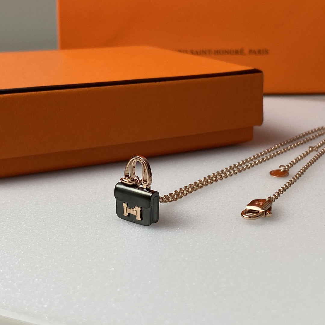[Rose Jewelrys]CONSTANCE BLACK PEDANT PINK GOLD NECKLACE