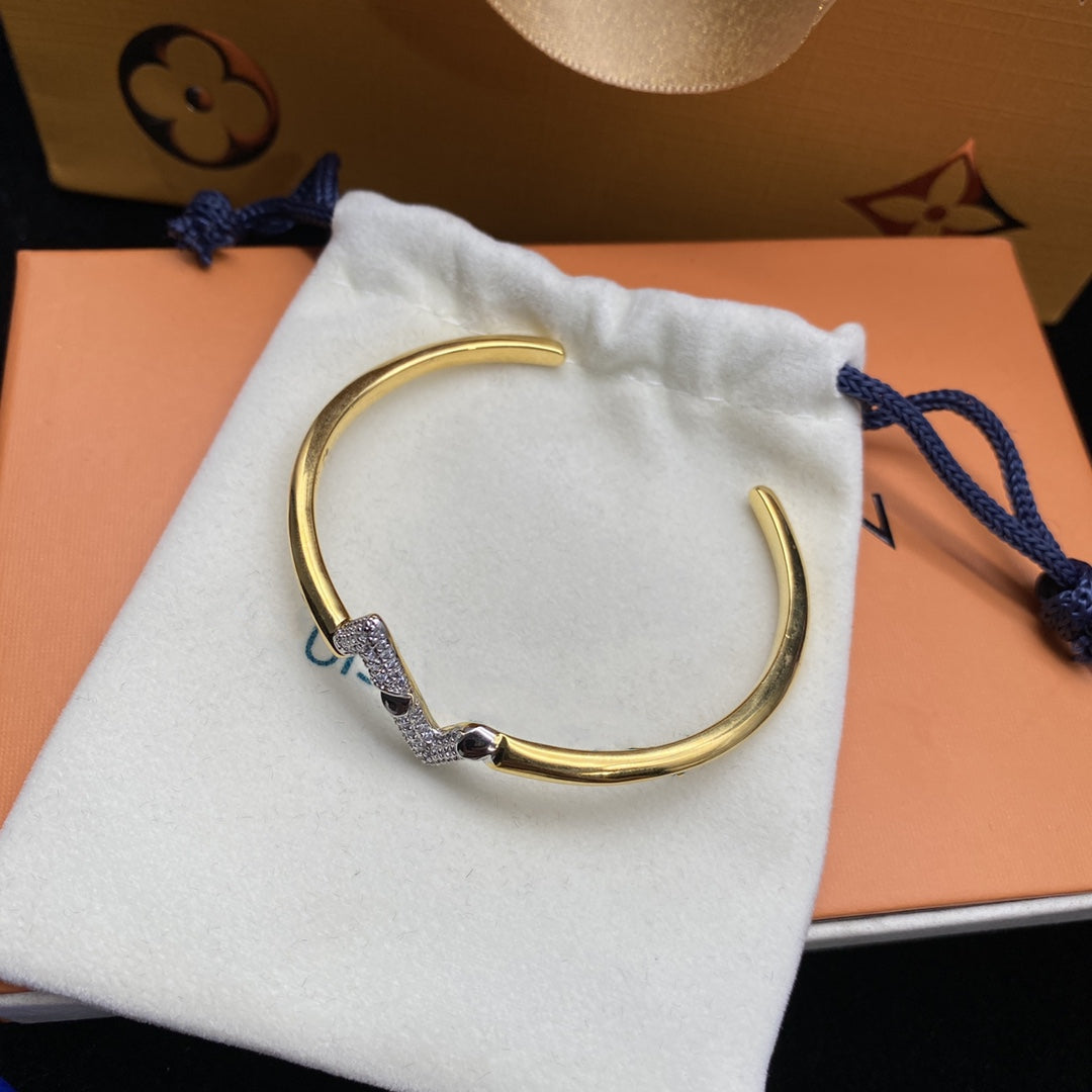 [Rose Jewelrys]VOLTE UPSITE DOWN DIAMOND GOLD OPEN BRACELET
