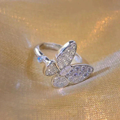 []BUTTERFLY DIAMOND RING