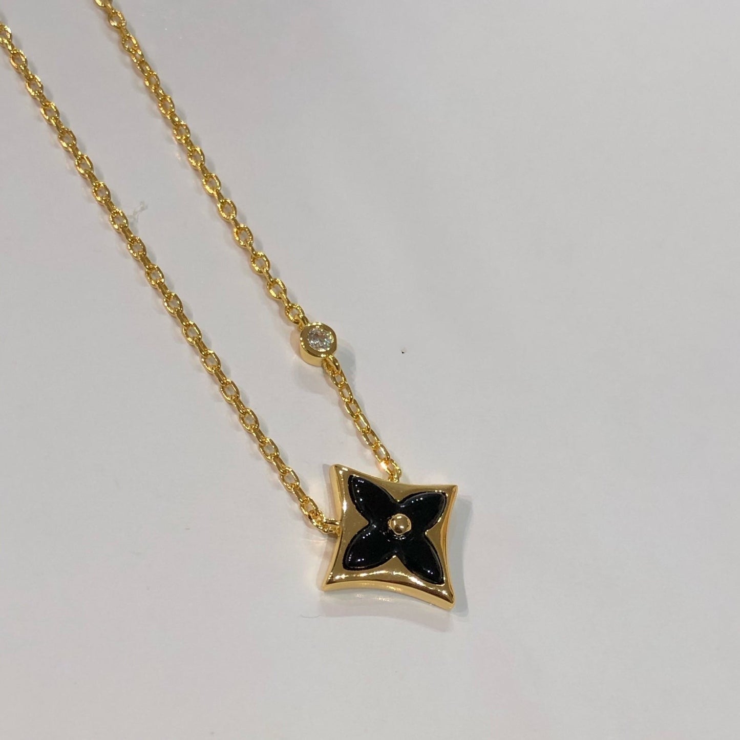 [Rose Jewelrys]STAR BLACK MOP NECKLACE