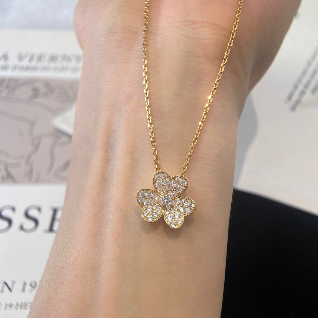 [Rose Jewelrys]FLOWER DIAMOND NECKLACE