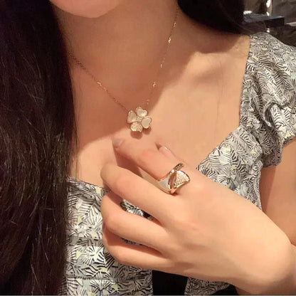 [Rose Jewelrys]CLOVER MOP DIAMOND ROSE GOLD NECKLACE