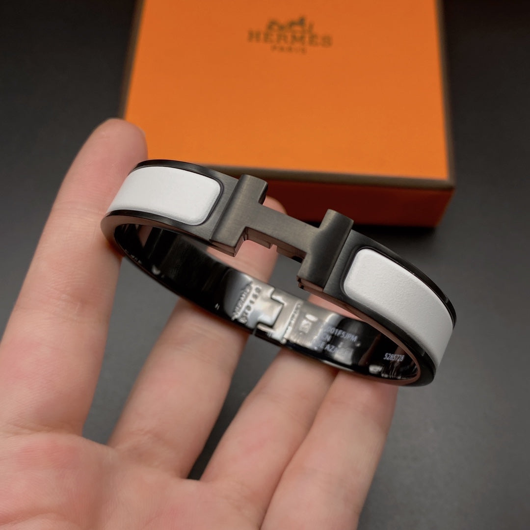 []H BRACELET 12MM BLACK WHITE CERAMIC