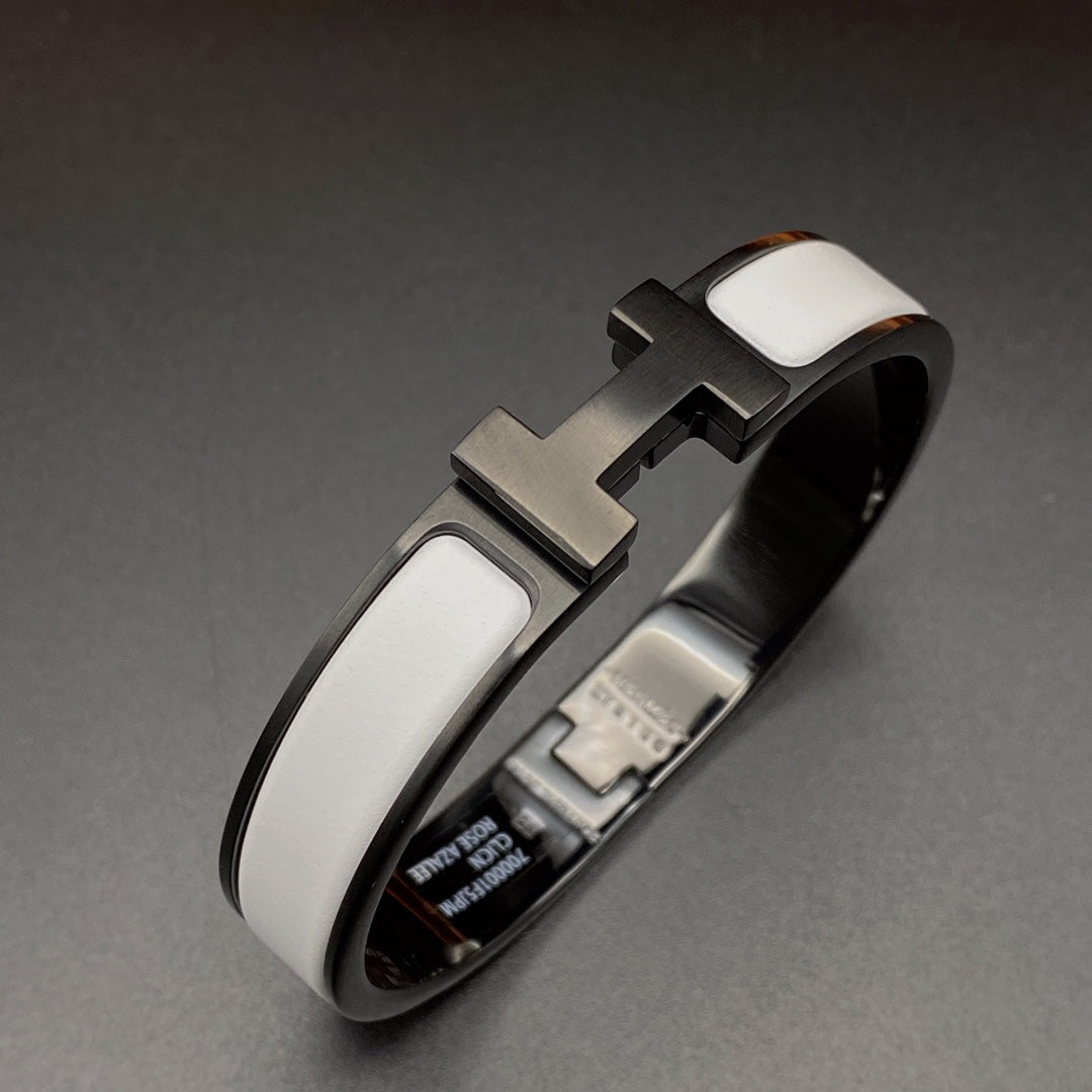 []H BRACELET 12MM BLACK WHITE CERAMIC