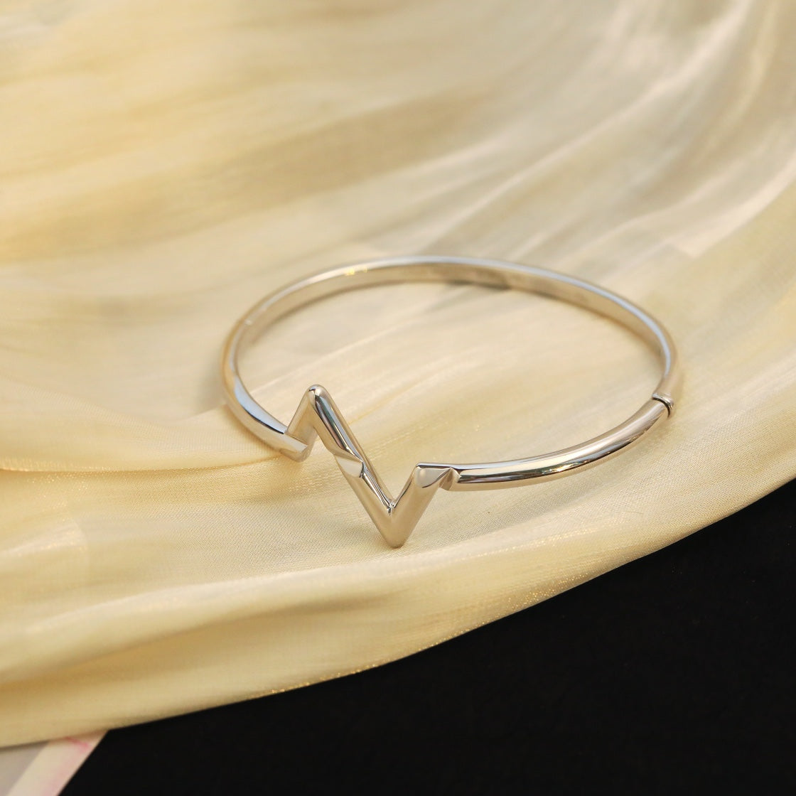 [Rose Jewelrys]VOLTE UPSITE DOWN BRACELET