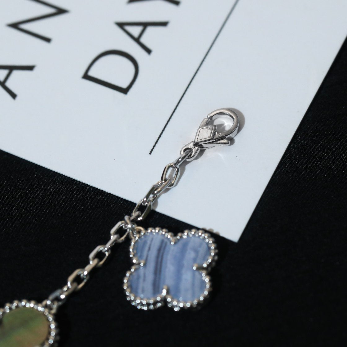 [Rose Jewelrys]CLOVER BRACELET 5 MOTIFS MOP CHALCEDONY SILVER