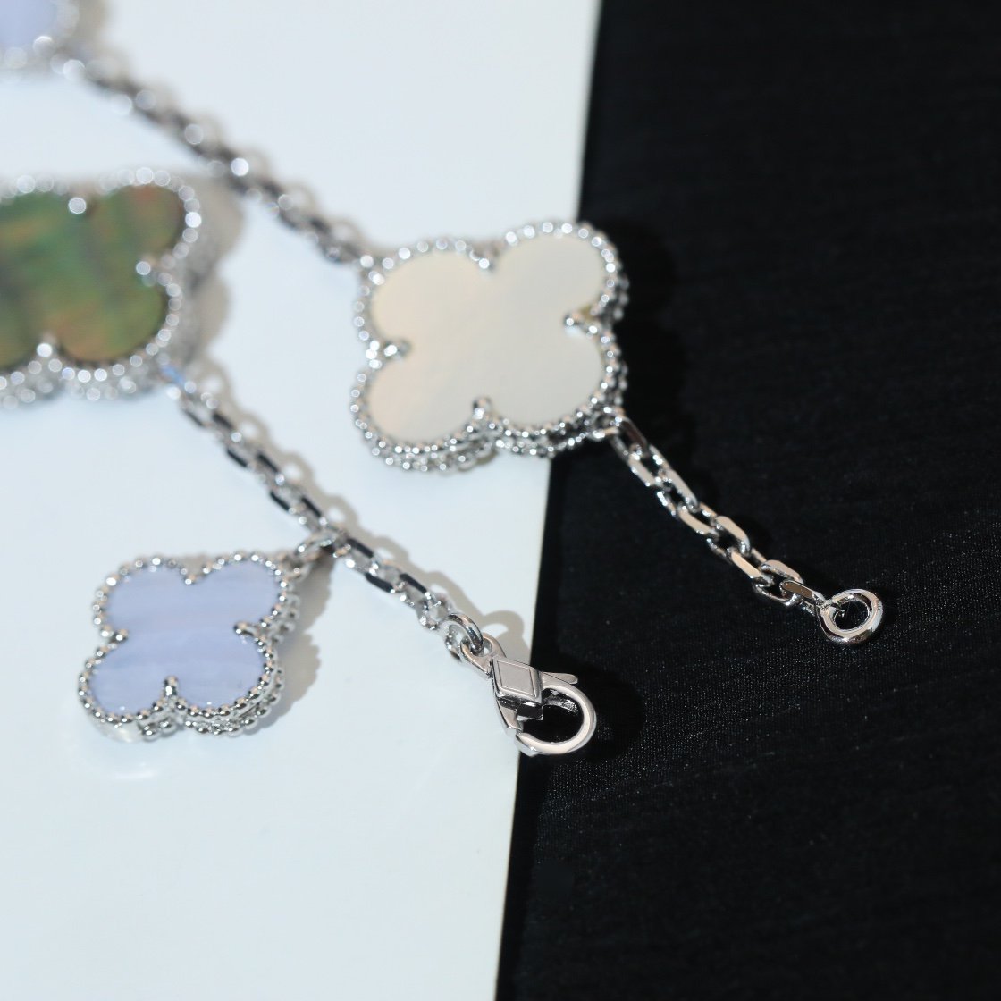 [Rose Jewelrys]CLOVER BRACELET 5 MOTIFS MOP CHALCEDONY SILVER