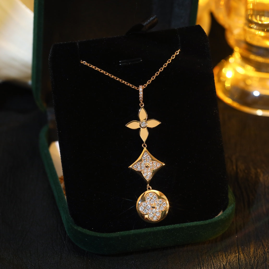 [Rose Jewelrys]STAR AND SUN DIAMOND PINK GOLD NECKLACE
