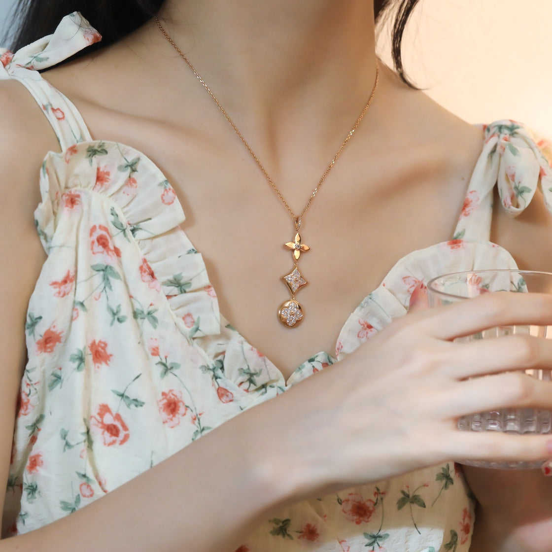 [Rose Jewelrys]STAR AND SUN DIAMOND PINK GOLD NECKLACE