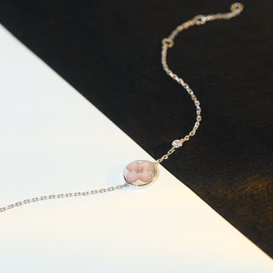 [Rose Jewelrys]SUN MOTIF PINK MOP SILVER BRACELET