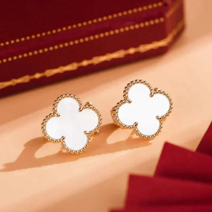 [Rose Jewelrys]CLOVER MEDIUM 1 MOTIFS  WHITE MOP STUD EARRINGS