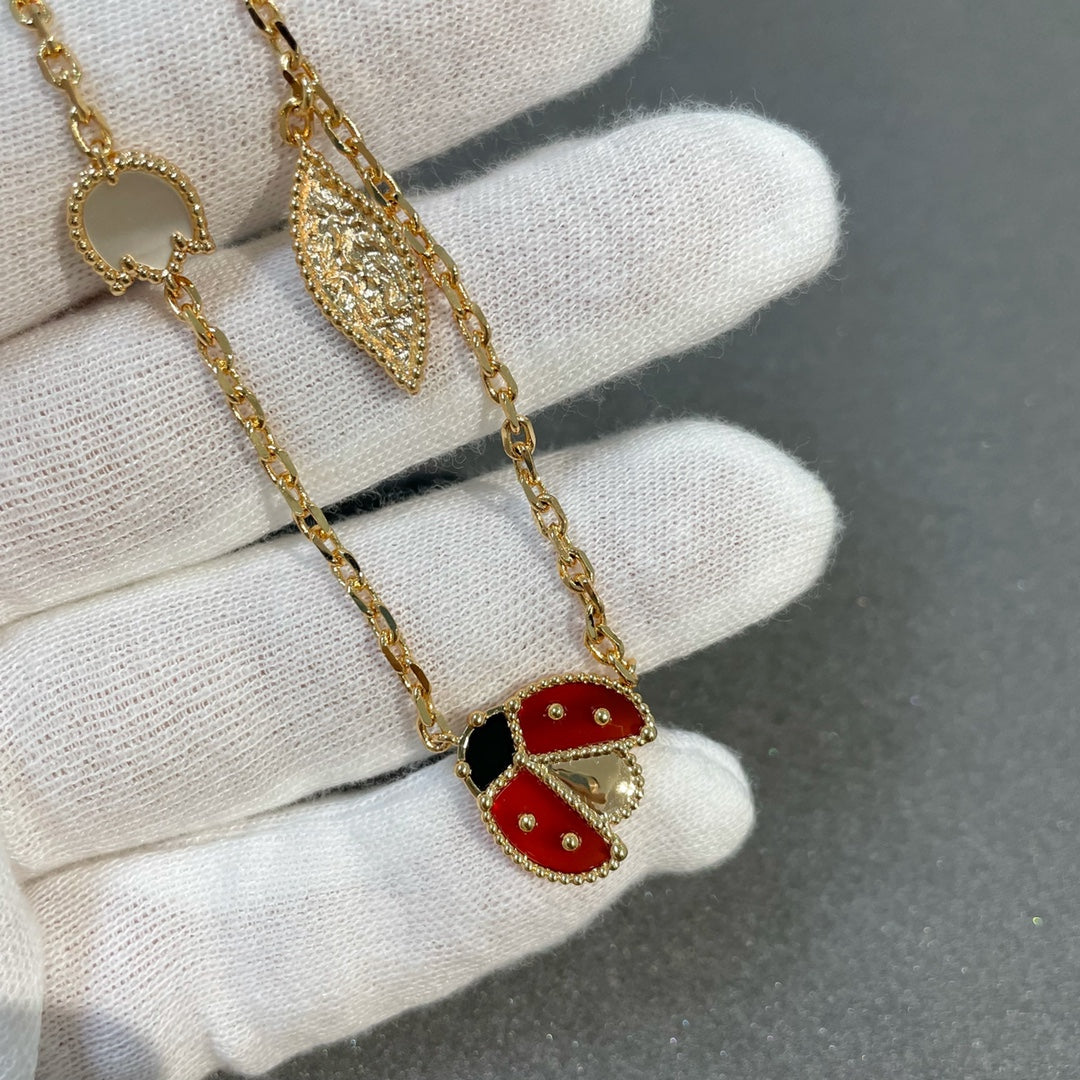 []LUCKY SPRING 15 MOTIFS GOLD NECKLACE