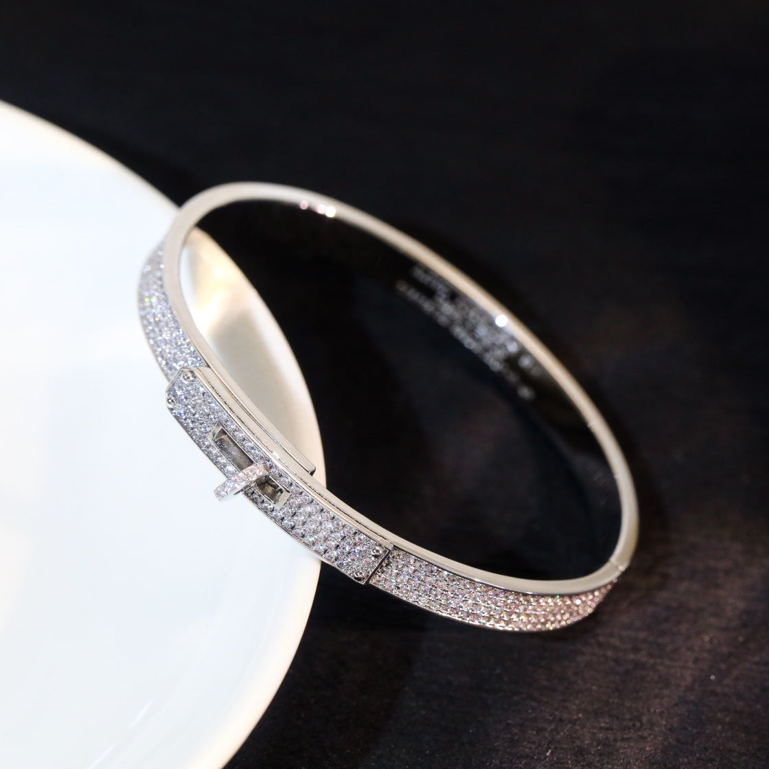 []KELLY BRACELET DIAMOND PAVED