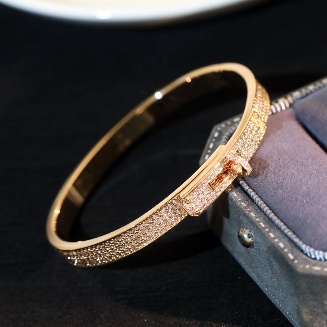 []KELLY BRACELET DIAMOND PAVED