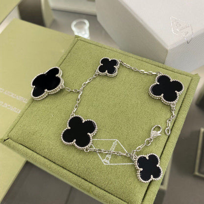 [Rose Jewelrys]CLOVER 5 MOTIFS SIVLER ONYX BRACELET
