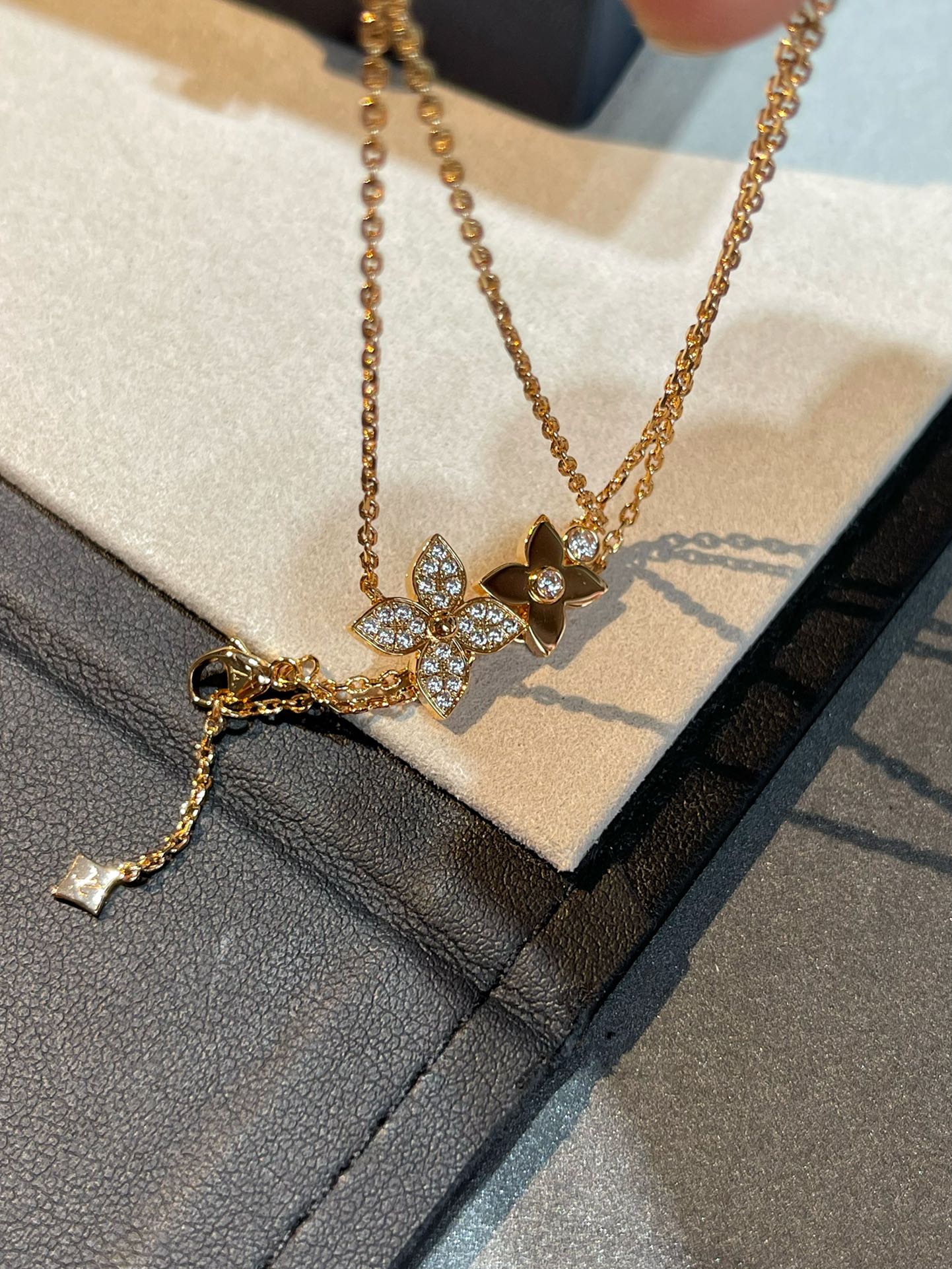 [Rose Jewelrys]STAR BLOSSOM NECKLACE PINK GOLD DIAMONDS